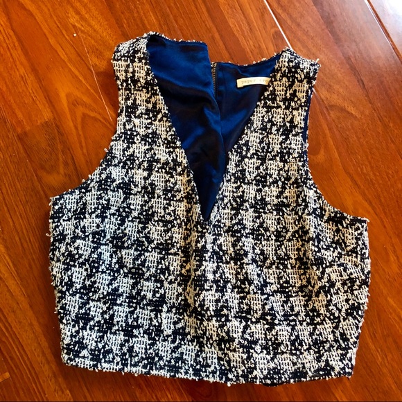 Paper Crown Crop Top - Picture 1 of 5